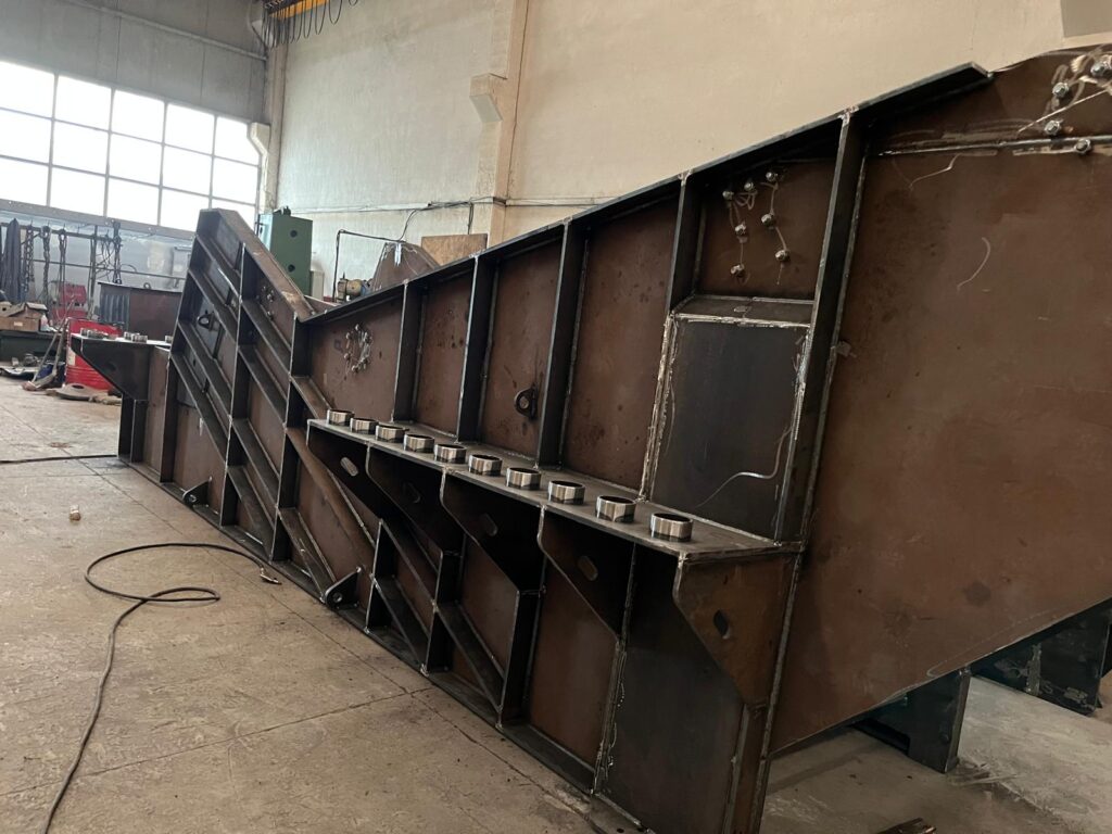 Titreşimli Besleyici